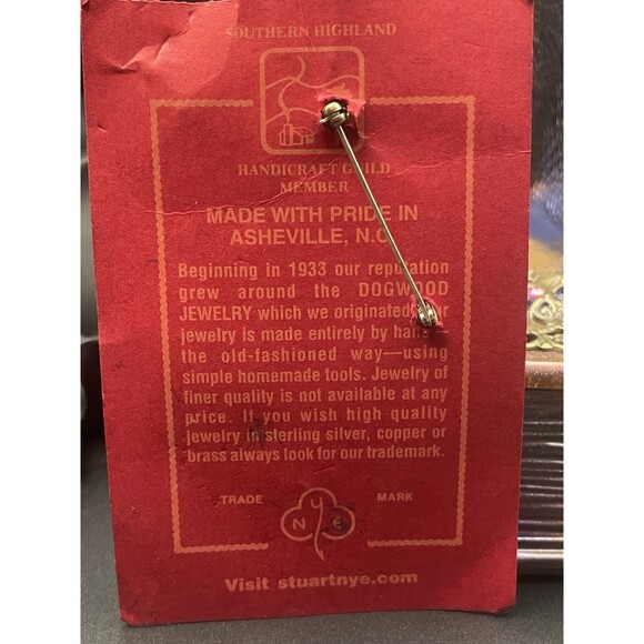 Vintage Stuart Nye Hand Wrought Brass Lily Brooch Old Store Stock - Picture 2 of 3